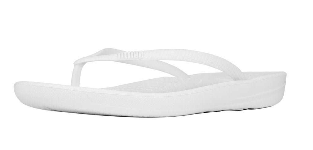 FitFlop Women's Solid IQUSHION Ergonomic FLIP-Flops