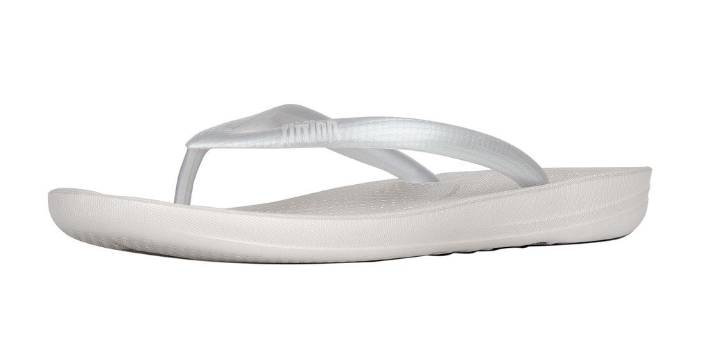 FitFlop Women's Solid IQUSHION Ergonomic FLIP-Flops