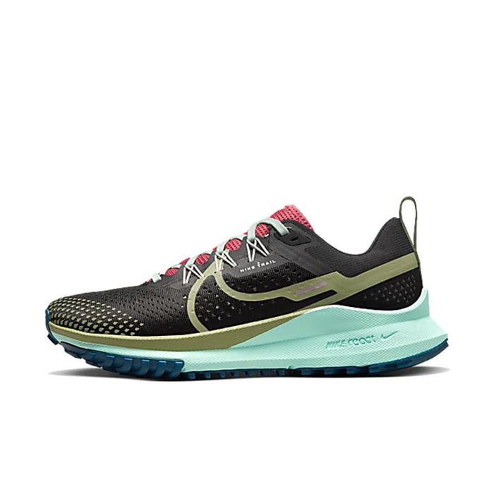 Nike Women's Pegasus React Trail 4 Trail Running Shoe, Black/Green, 6.5