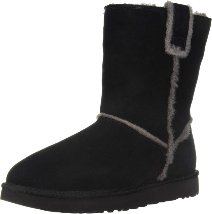 UGG Women's Classic Fashion Boots, Black, 5