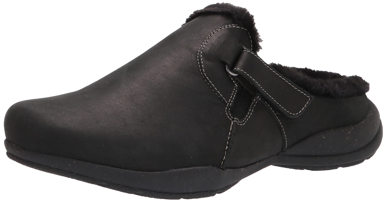 Clarks Women's Roseville Clog, Black Leather, 8.5 Narrow