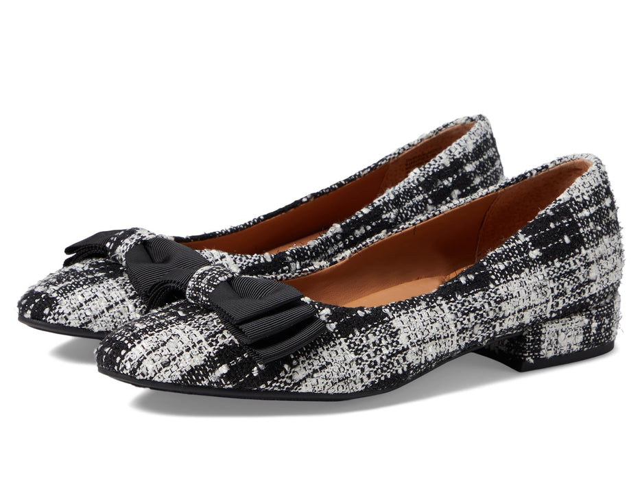 Gentle Souls by Kenneth Cole Atlas Womens Flats