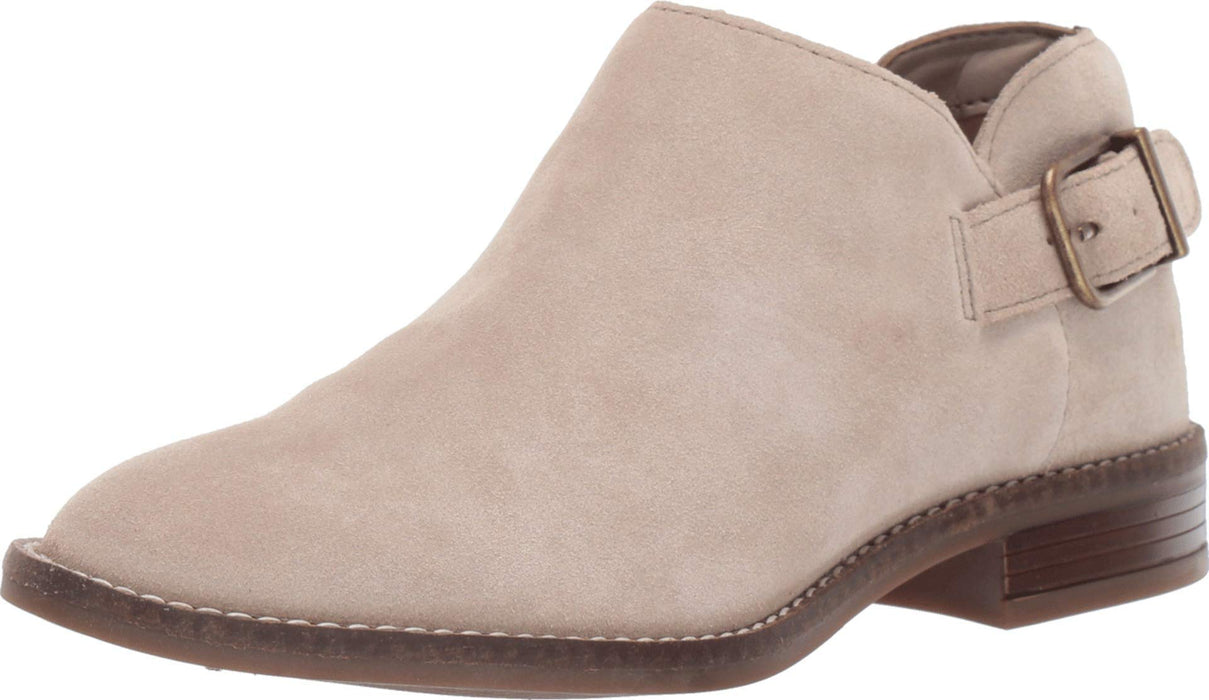 Clarks Women's Camzin Pull Ankle Boot, Tan Suede, 6 M US