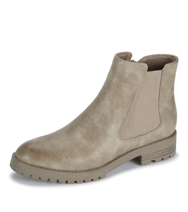 BareTraps Womens' Daytona Round Toe Chelsea Booties