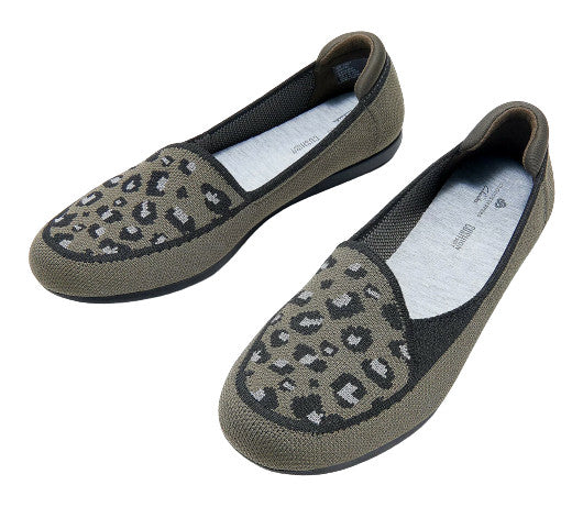 Clarks Women's Carly Star Cloudsteppers Washable Loafers